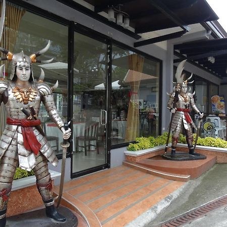 Djapanese Tunnel Family Resort Davao Екстер'єр фото
