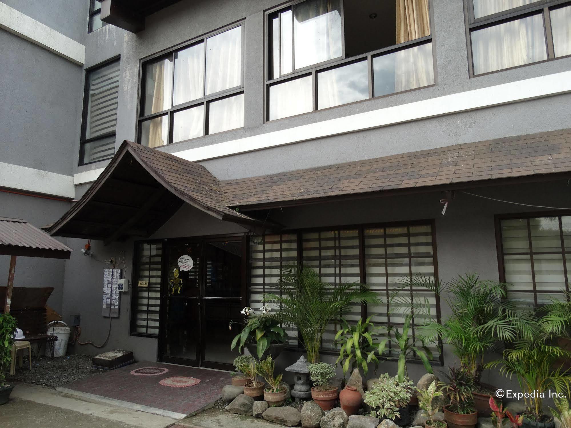 Djapanese Tunnel Family Resort Davao Екстер'єр фото
