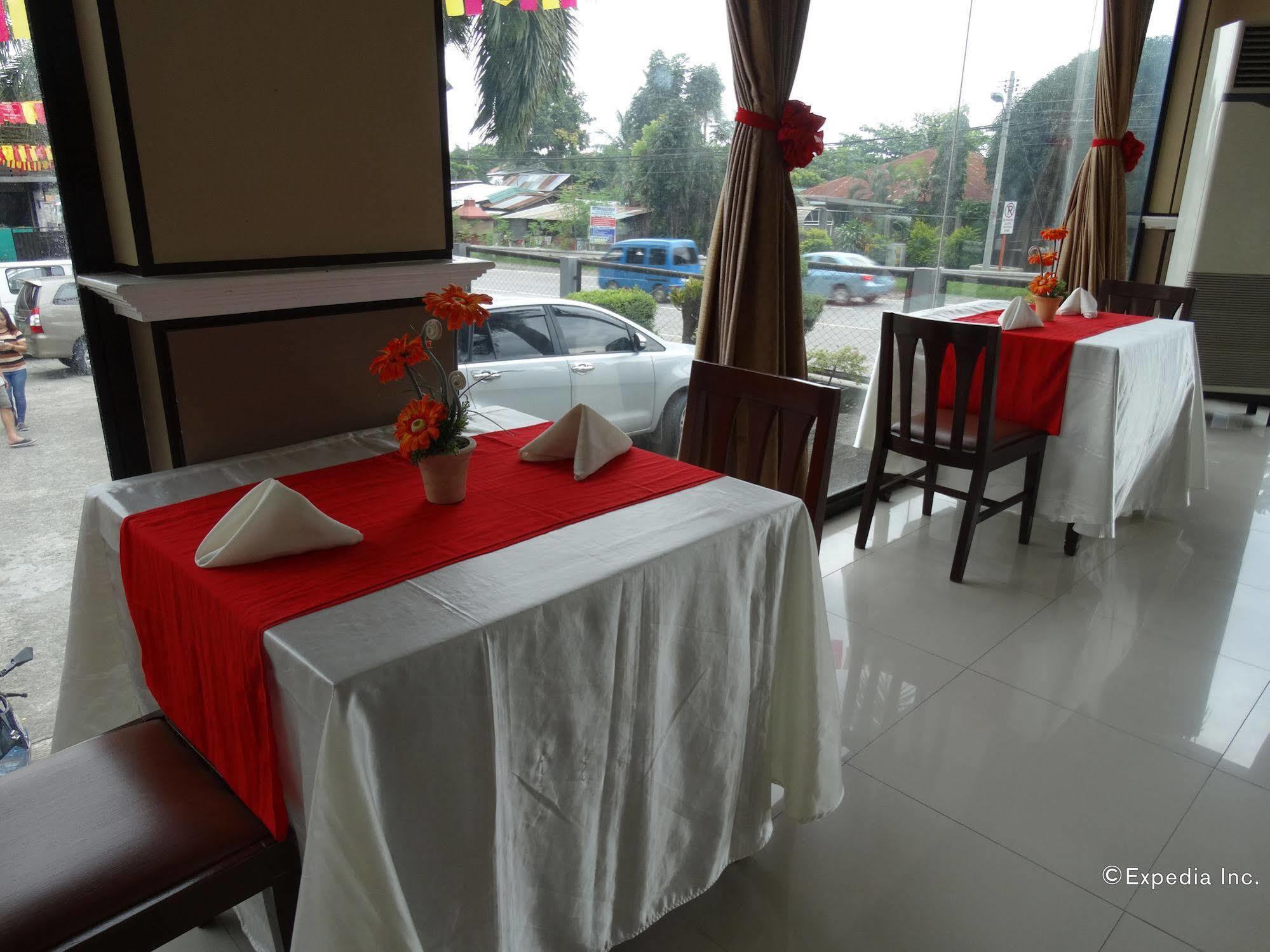 Djapanese Tunnel Family Resort Davao Екстер'єр фото