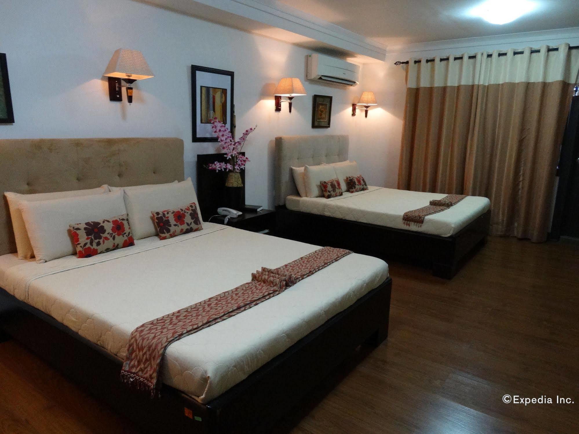 Djapanese Tunnel Family Resort Davao Екстер'єр фото