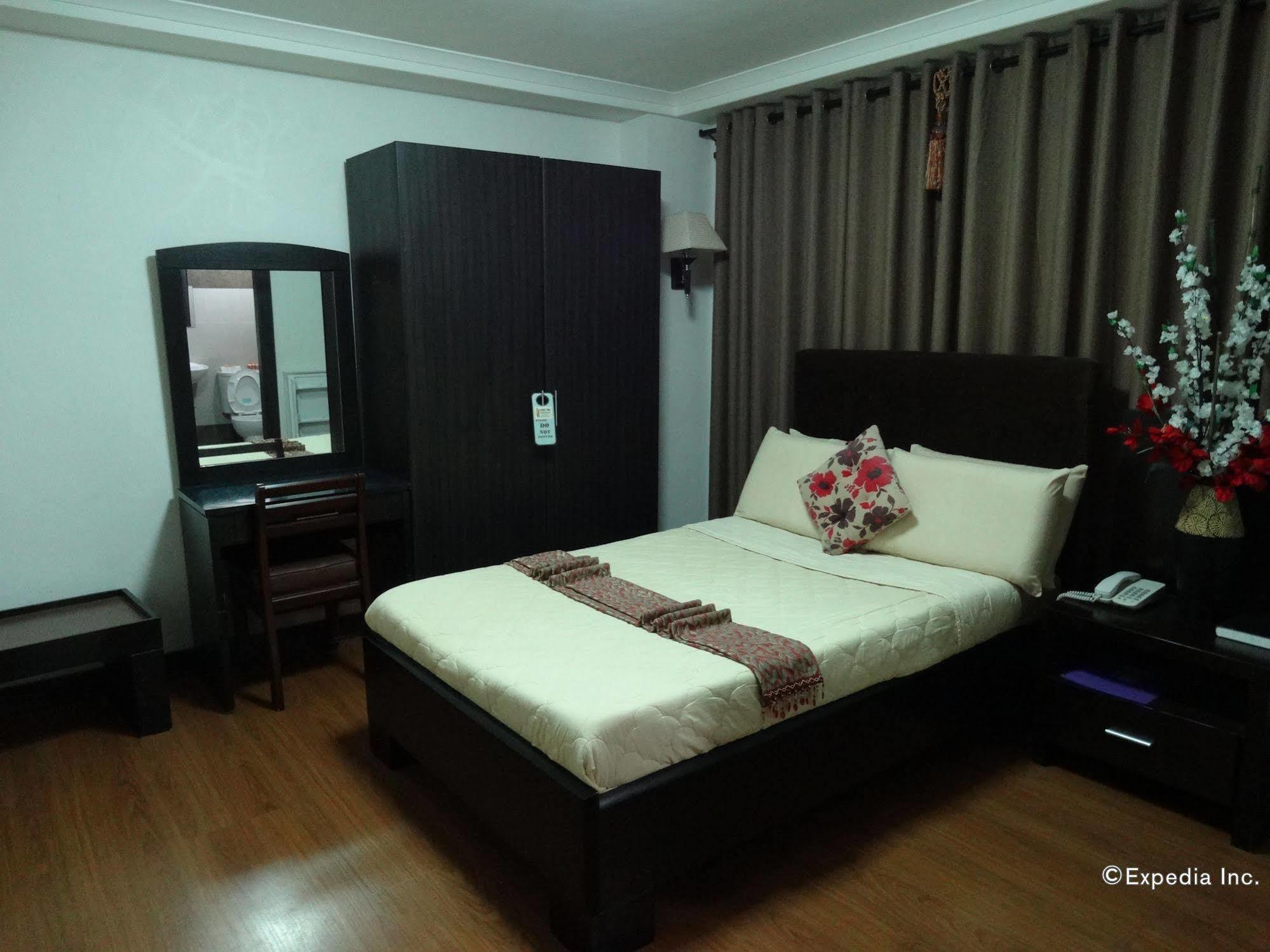 Djapanese Tunnel Family Resort Davao Екстер'єр фото