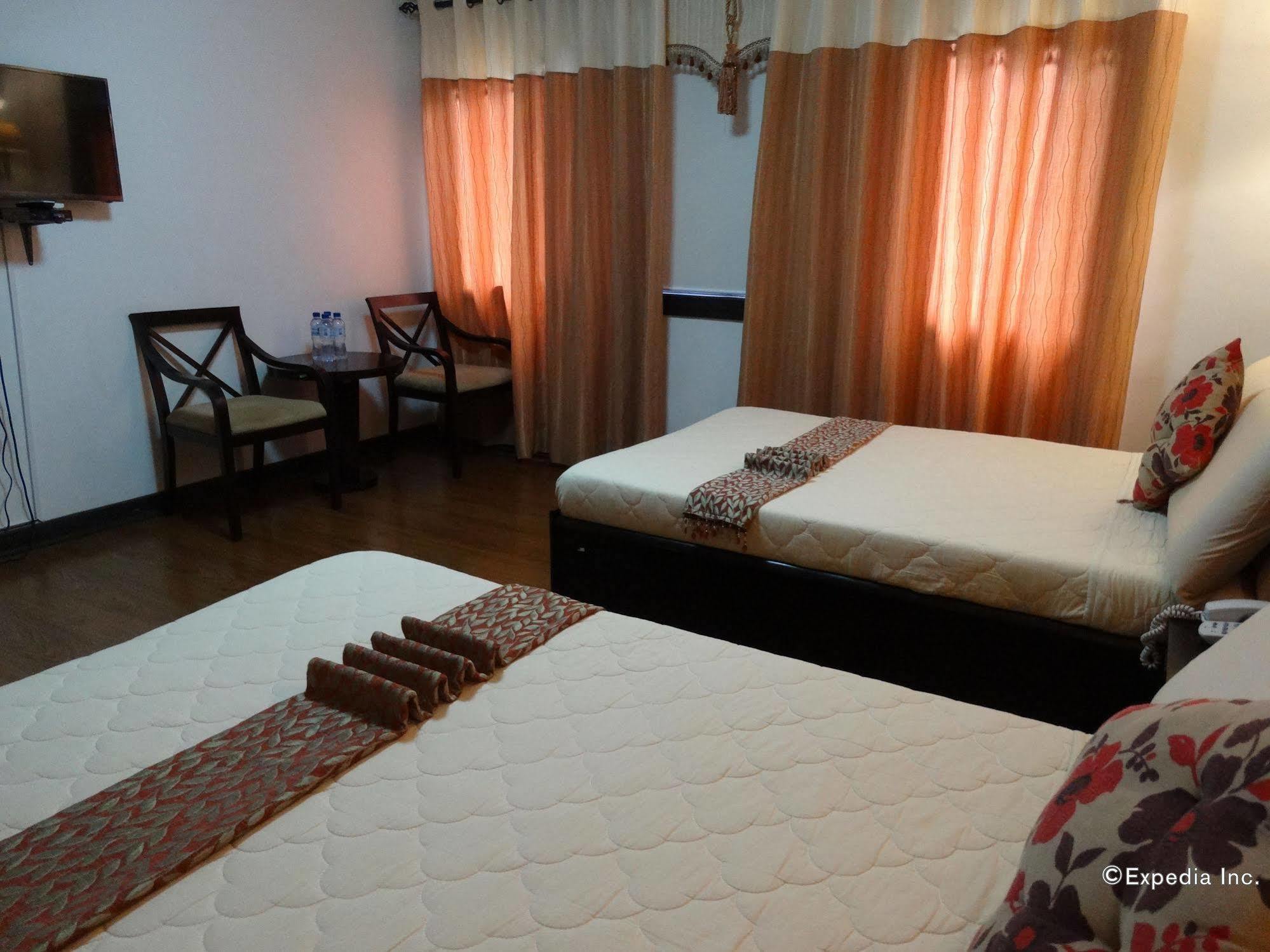 Djapanese Tunnel Family Resort Davao Екстер'єр фото