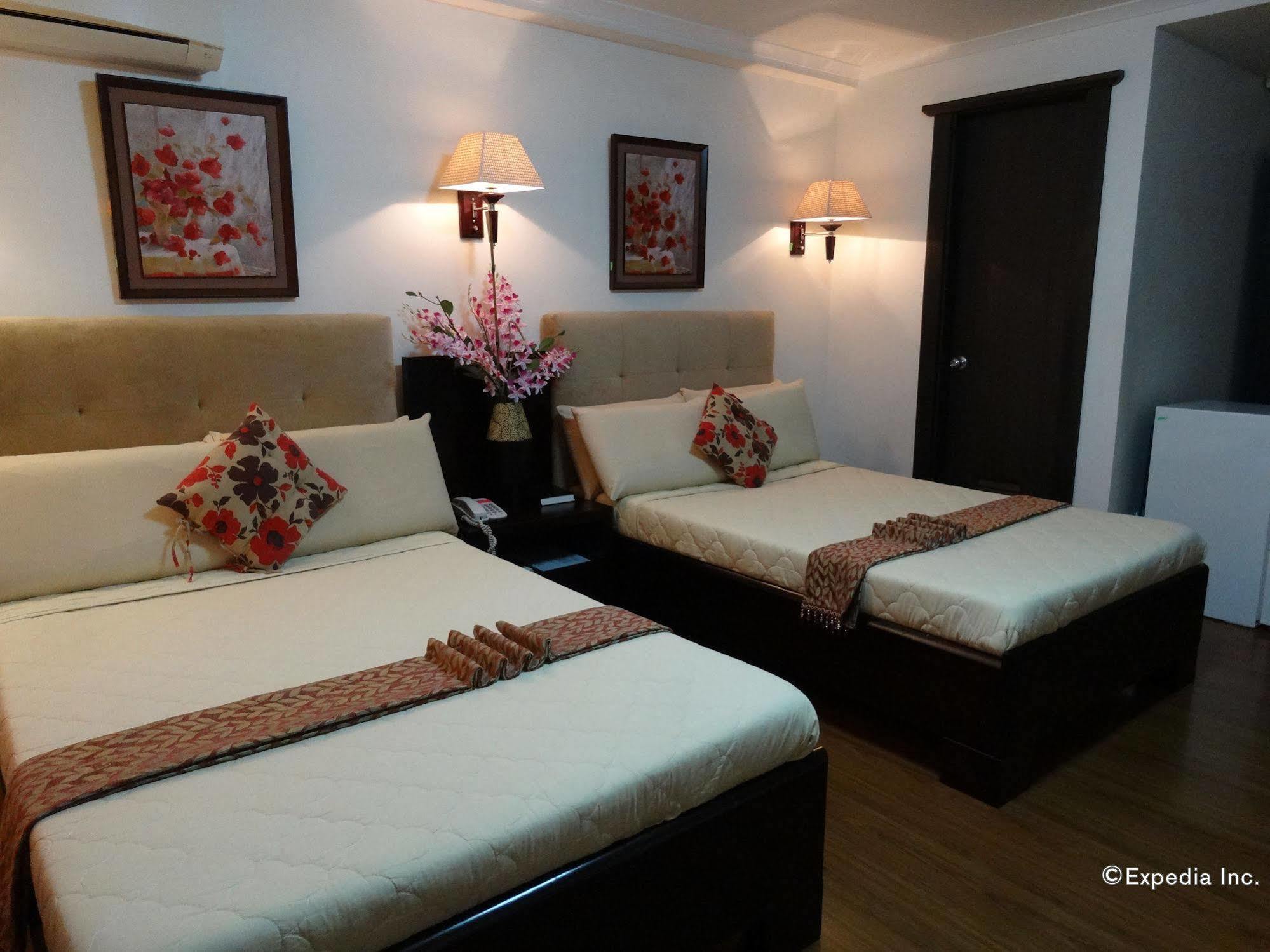 Djapanese Tunnel Family Resort Davao Екстер'єр фото