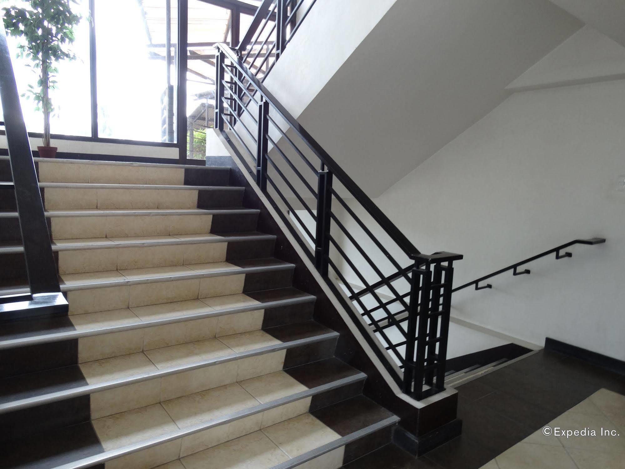 Djapanese Tunnel Family Resort Davao Екстер'єр фото